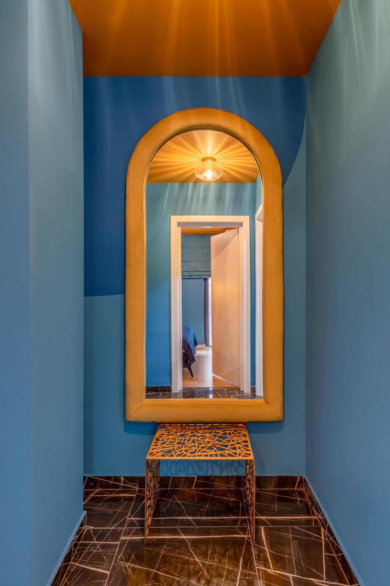 Wes Anderson In Bucharest Lägenhet Exteriör bild