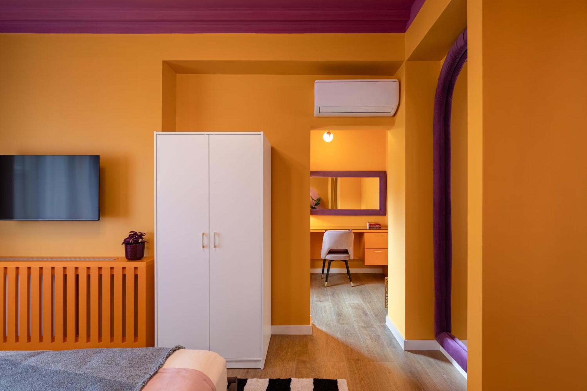 Wes Anderson In Bucharest Lägenhet Exteriör bild