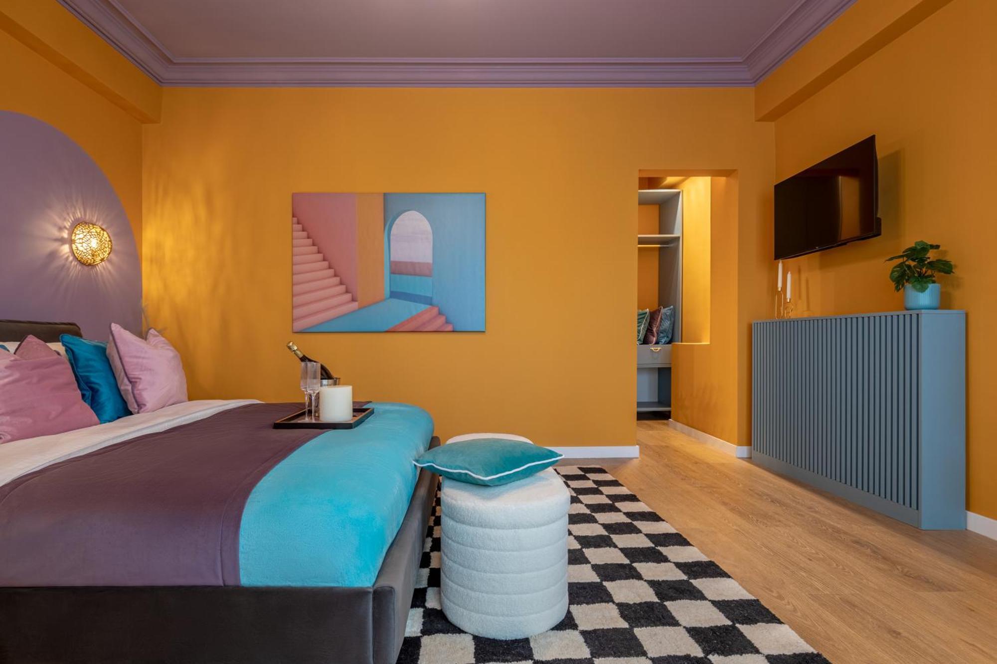 Wes Anderson In Bucharest Lägenhet Exteriör bild
